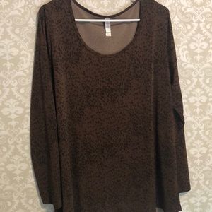 LuLaRoe Long Sleeve Lynnae Shirt